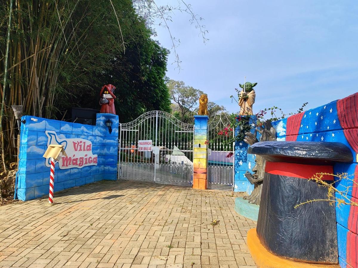 Casa Abacaxi, Vila Magica Bueno Brandao Bagian luar foto