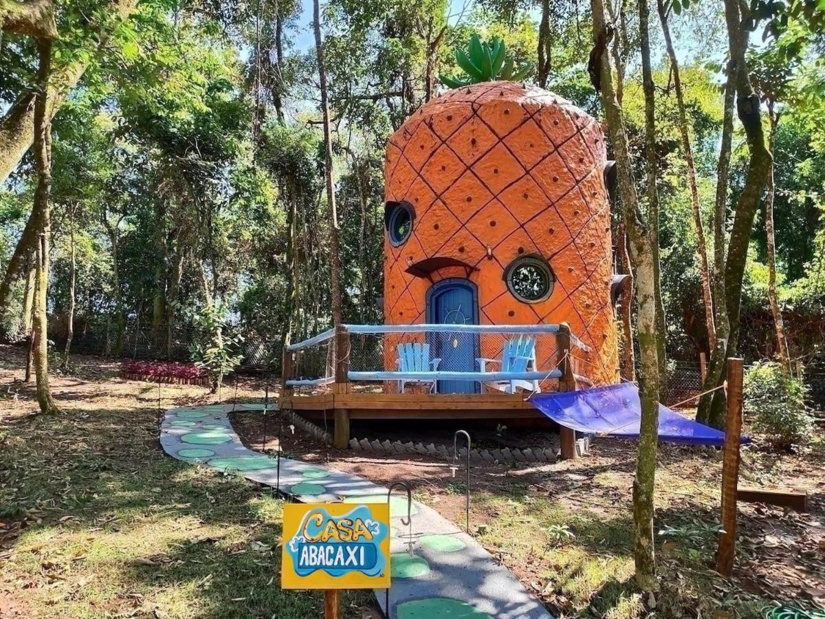 Casa Abacaxi, Vila Magica Bueno Brandao Bagian luar foto